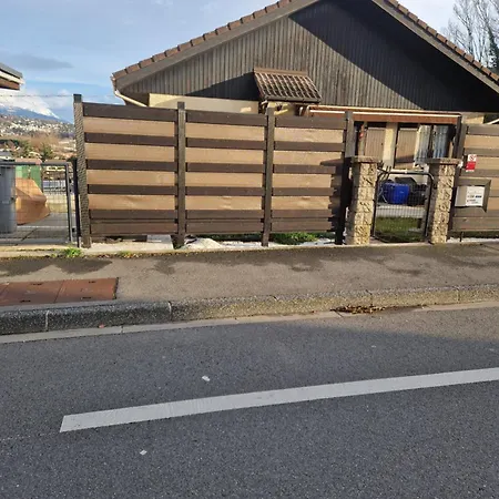 Chez Gabrielle ホームステイ